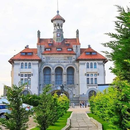 Interbelic Km0 Apartment Constanta Exterior photo