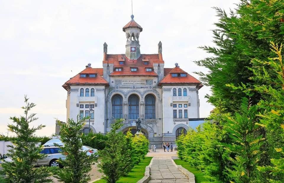 Interbelic Km0 Apartment Constanta Exterior photo